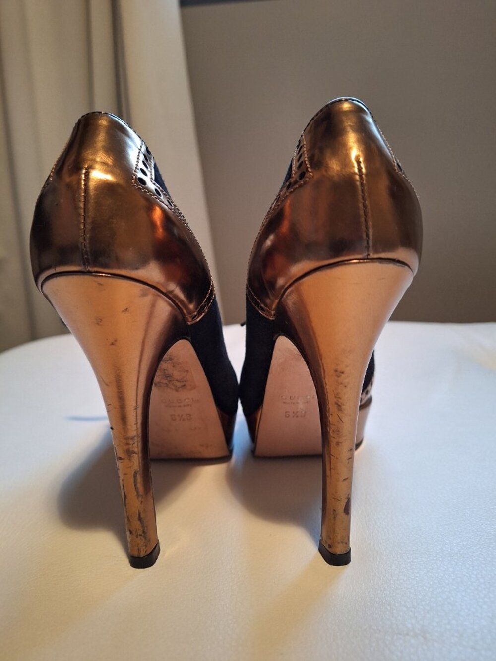 Gucci black and gold platform stiletto heels - Picture 13 of 16